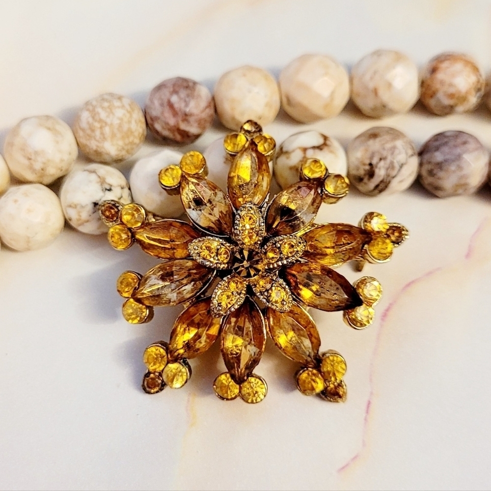 Vintage Amber Colored Crystal Burst Gold Brooch